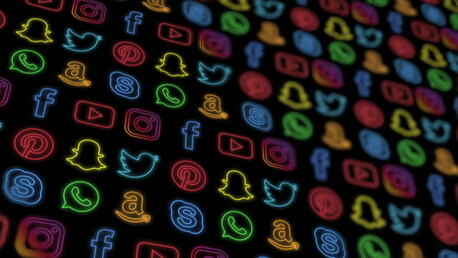 Social Media Accounts Management
