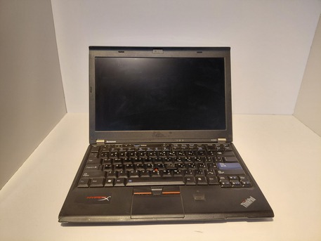 SAR 999,  **SPECIAL OFFER** Lenovo ThinkPad X220 Core I7 photo 1