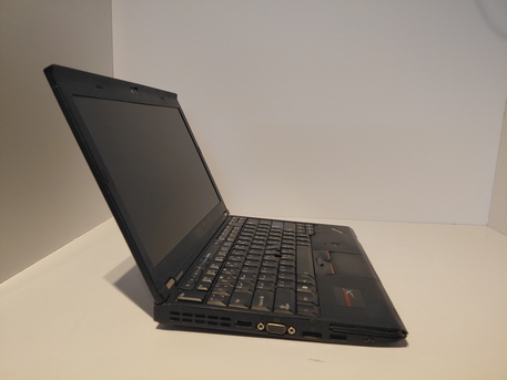 SAR 999,  **SPECIAL OFFER** Lenovo ThinkPad X220 Core I7 photo 2