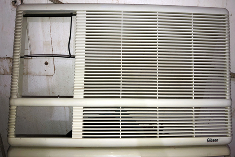 SAR 50,  4 AC Covers And AC 2 Faces photo 2