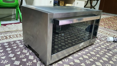 SAR 160,  Electic Oven