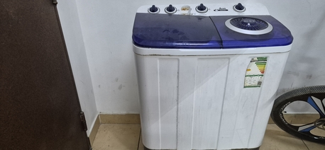 SAR 1050,  Good Condition 4 Year Old Fridge And Washing Machine photo 1