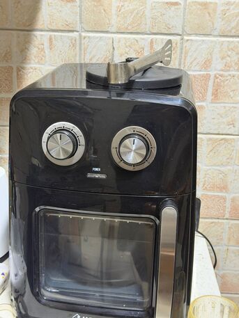 SAR 850250,  Toshiba Inverter Fridge And Gas Stove + Cylinder For Sale photo 3