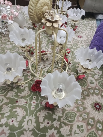 SAR 80,  For Sale:02 Beautiful Decorative Chandeliers In Good Condition. Suitable For Home, Hall, photo 1