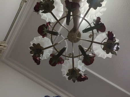 SAR 80,  For Sale:02 Beautiful Decorative Chandeliers In Good Condition. Suitable For Home, Hall, photo 3