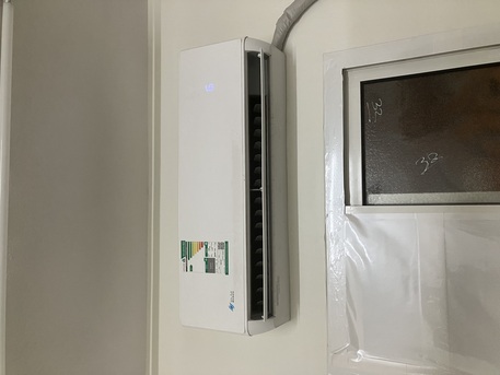 SAR 1200,  Split Air Conditioner (MANDO) photo 1