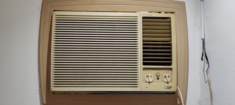 SAR 350,  Window Air Condition Replace Offer.... photo 2