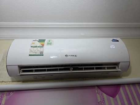 SAR 1000,  GREE  1 Ton  AC 12000 Btu photo 3