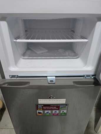 SAR 500,  Fridge For Sale photo 2