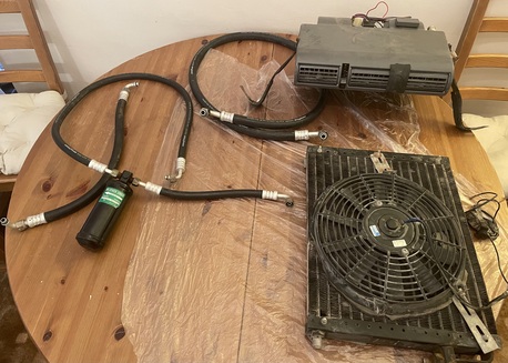 SAR 2,  AC ISUZU Dyna Complete Unit Excellent Condition