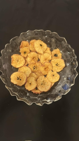 SAR 20,  Healthy Crunchy Apple Snack - Food / Snack - Available photo 1