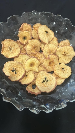 SAR 20,  Healthy Crunchy Apple Snack - Food / Snack - Available photo 2