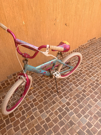 SAR 300,  URGENT SALE: Kids Pink Bike (From SACO) – Like New! photo 1
