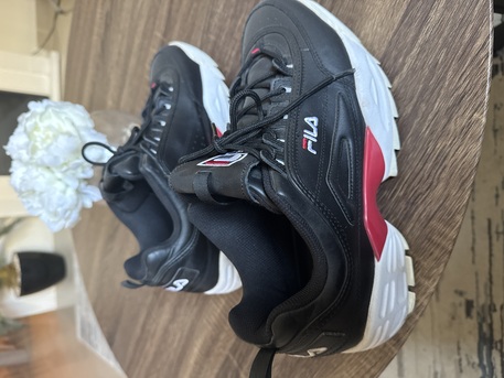 SAR 180,  Fila Shoe For Sale photo 1
