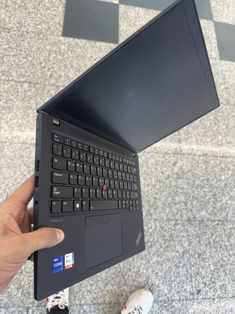 SAR 2800,  Lenovo Thinkpad T14s Core I7 12th Gen 16GB /512 Ssd photo 2