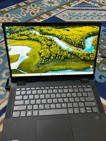 SAR 1800,  Lenovo X360 Convertible Laptop I7 11th Gen For Sale In Good Condition photo 3