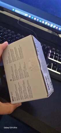 SAR 350,  Logitech Brio 500 Webcam جديدة photo 3