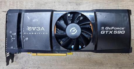 SAR 150,  NVIDIA GeForce GTX 590 Is A Dual-GPU Graphics Card 1.5+1.5 GB photo 2