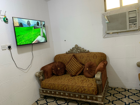 SAR 400,  LED TV Screen