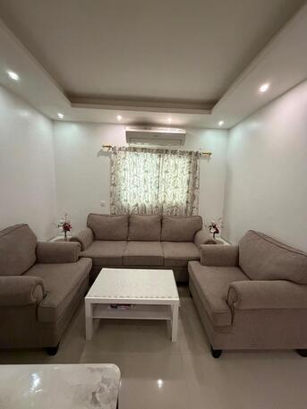 SAR 1500,  Luxury Sofa Set (7‑Seater) + Center & Side Tables – Excellent Condition