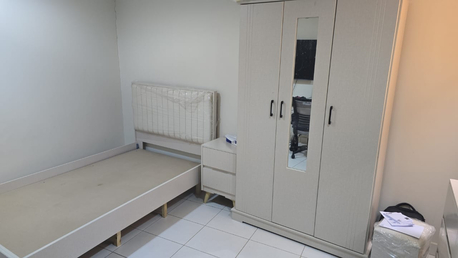 SAR 123,  New Luxury Bedroom Sets, Beds & Wardrobes photo 2