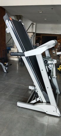 SAR 850,  Treadmill 3 In 1, Heavy Duty photo 3
