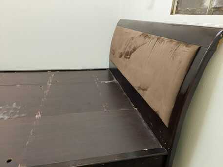 SAR 450,  King Size Bed In Very Good Condition - Heavy- Strong For Sale photo 2