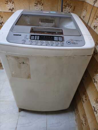 SAR 700,  Washing Machine & Refrigerator
