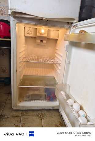 SAR 700,  Washing Machine & Refrigerator photo 3