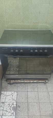 SAR 550,  5 Burner Cooking Range photo 3