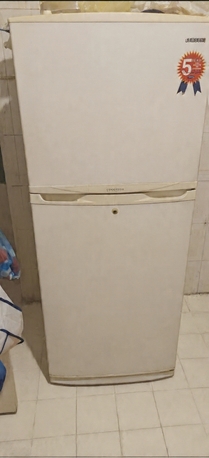 SAR 450,  White Samsung Cooltech Fridge
