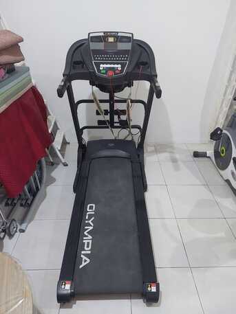 SAR 900,  Treadmill And Recumbent Exercise Bike photo 1