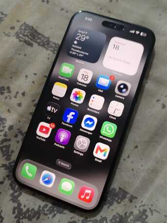 SAR 3300,  I PHONE 15 PRO MAX 256 GB BLACK TITANIUM 5G WITH FACE TIME MIDDLE EAST VERSION