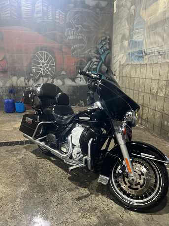 SAR 42000,  Harley Davidson - Ultra Limited photo 2