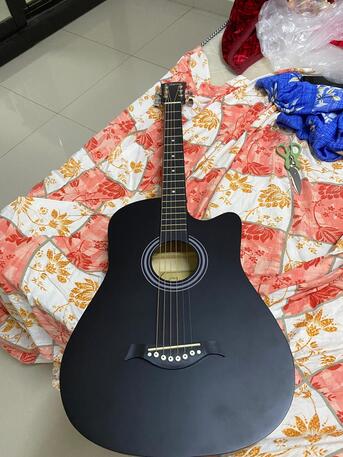 SAR 200,  1 Month Old - 38 Inch 6- Strings Electric Acoustic Guitar For Sale photo 1