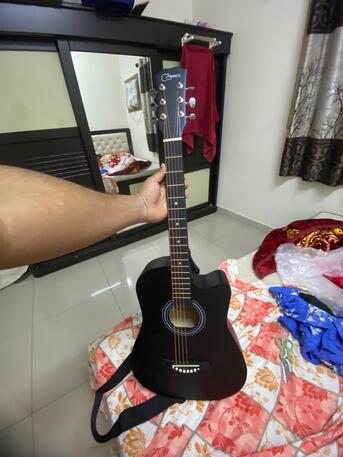 SAR 200,  1 Month Old - 38 Inch 6- Strings Electric Acoustic Guitar For Sale photo 2