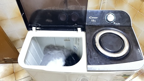 SAR 320,  Washing Machine 10 Kg Too Sed Working Good Condition photo 2