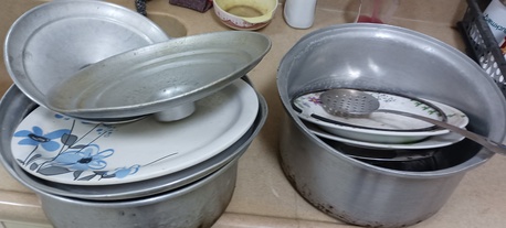 SAR 5,  Cooking Vessels For Sale
