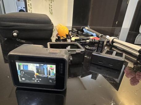 SAR 400,  Go Pro Hero 7 Black Good As New With Memory Card And Accessories photo 2