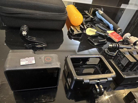 SAR 400,  Go Pro Hero 7 Black Good As New With Memory Card And Accessories photo 3