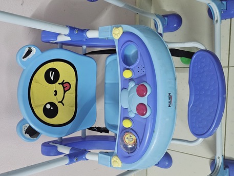 SAR 125,  Good Condition Baby Swing Available (Used) photo 2