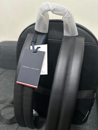 SAR 650,  New Tommy Hilfiger Backpack photo 3