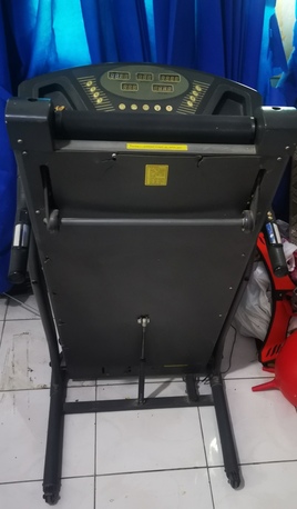 SAR 380,  Heavy Duty Treadmill photo 2