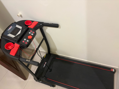 SAR 500,  World Fitness Treadmill (Excellent Condition) photo 1