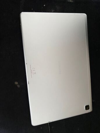SAR 300,  Samsung Tab photo 3