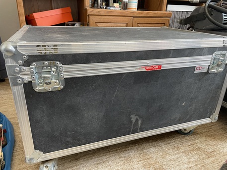 SAR 950,  Heavy Duty Durable Storage Box Hard Case With Tires photo 2