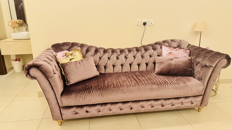 SAR 350,  Sofa Set photo 2