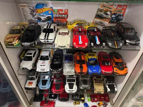 SAR 123,  Metal Diecast Cars And Bikes For Sale photo 2