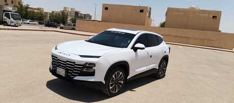 SAR 60000,  Jetour Dasheng,  2023,  Automatic,  28000 KM,  Jetour Dashing Half Full Option  Model   ODO: 28,000 Km Only 1.5 photo 1