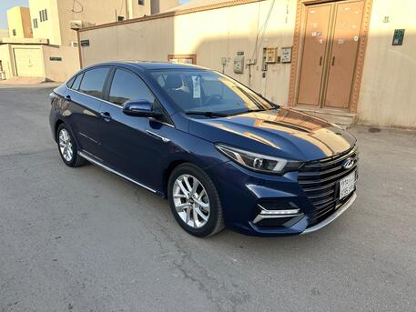 SAR 32000,  Cherry Arrizo6,  2023,  Automatic,  87000 KM,    Pro 1.5 T Half Full Options (2nd Owner) Accident Free Car For Urgent S photo 3